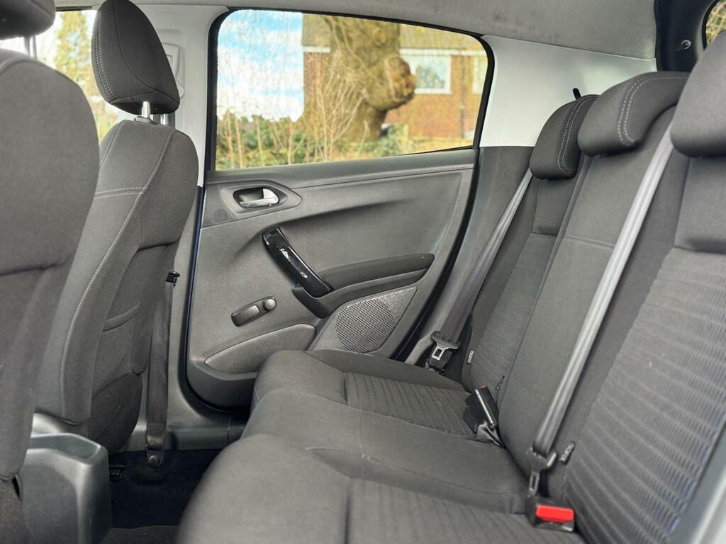 Peugeot 208 Hatchback 1.4 Vti Allure Euro 5 201212 Pink #22