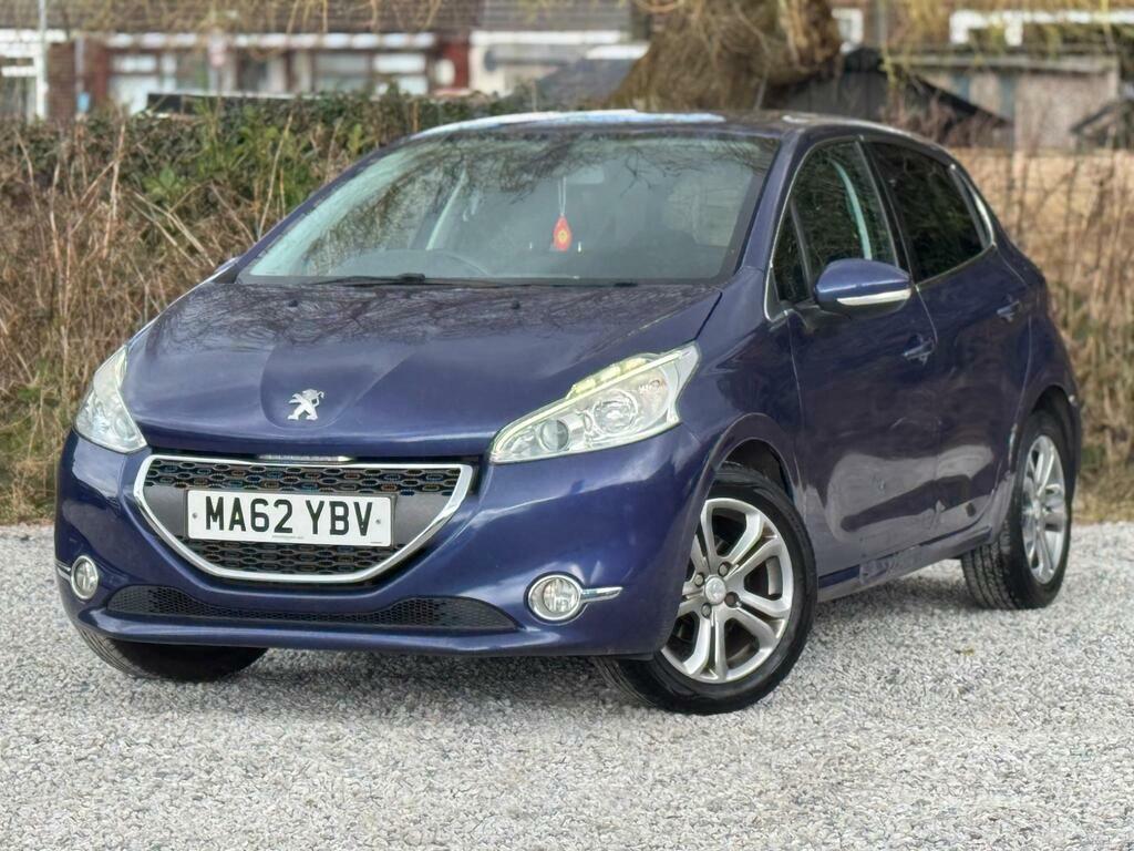 Peugeot 208 Hatchback 1.4 Vti Allure Euro 5 201212 Pink #9