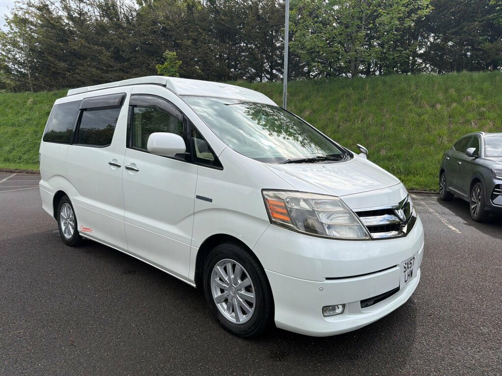 Toyota Alphard Hybrid White