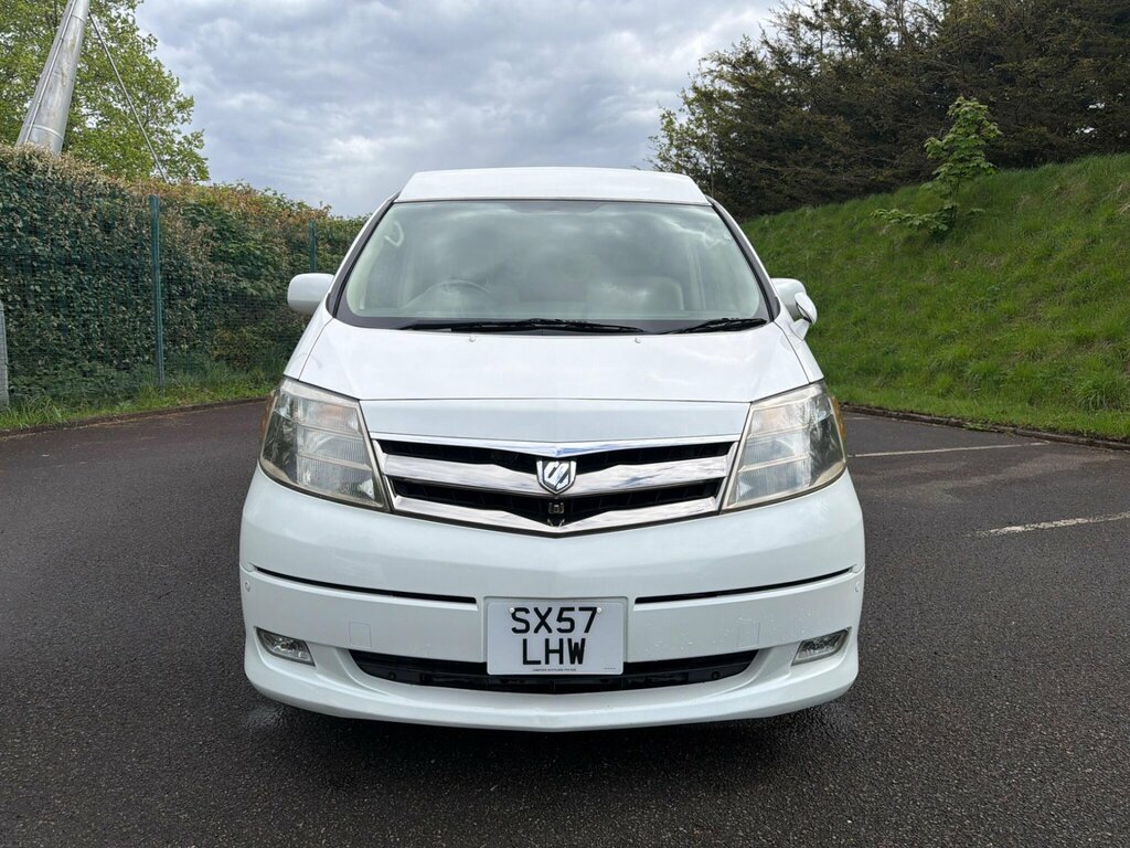 Toyota Alphard Hybrid White #3