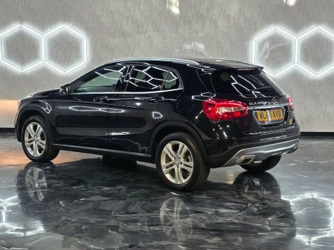 Mercedes-Benz GLA Class 2.1 Gla200d Sport WL66AVB Black #4