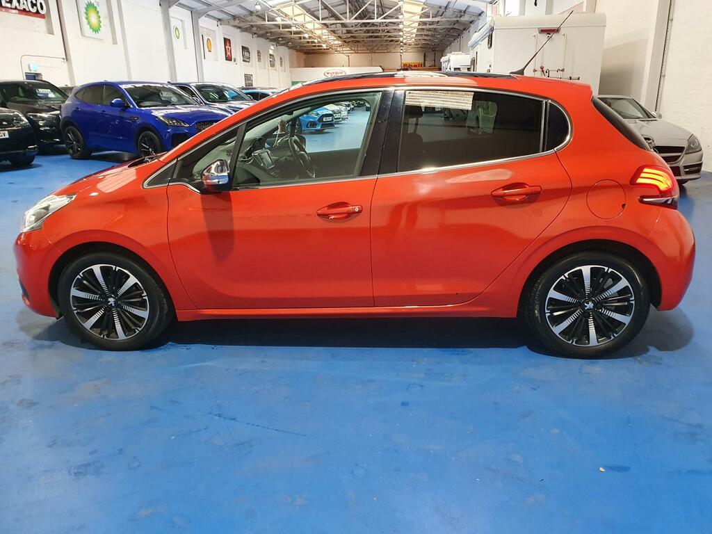 Peugeot 208 Hatchback KL18LNT  #6