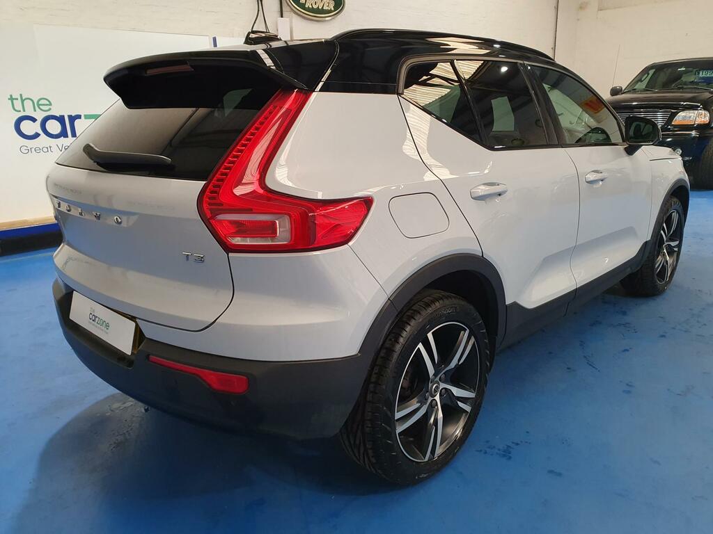 Volvo XC40 Estate SF22XRH #3