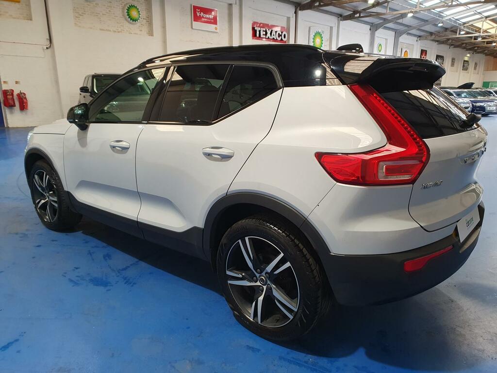 Volvo XC40 Estate SF22XRH #5