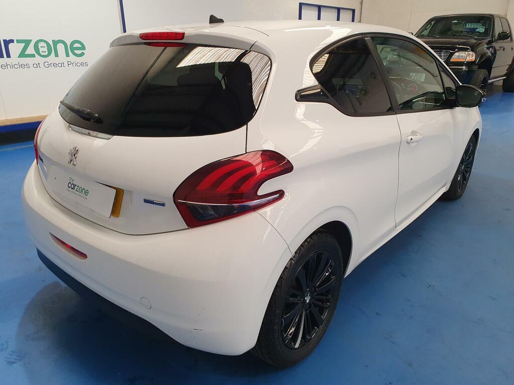 Peugeot 208 Hatchback ASZ8917  #3