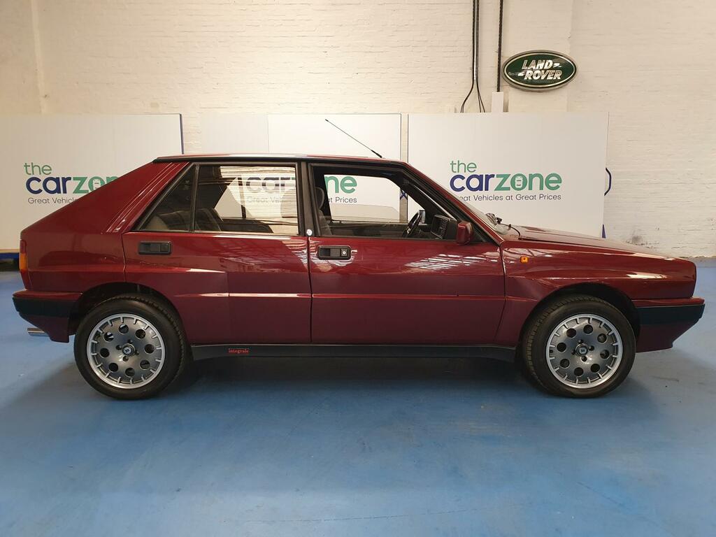 Lancia Delta Hatchback #3
