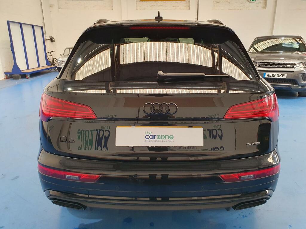 Audi Q5 Estate DK74VLN #4