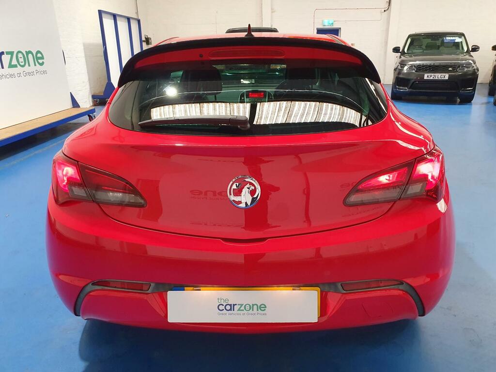 Vauxhall Astra GTC Hatchback KU14UUK #4