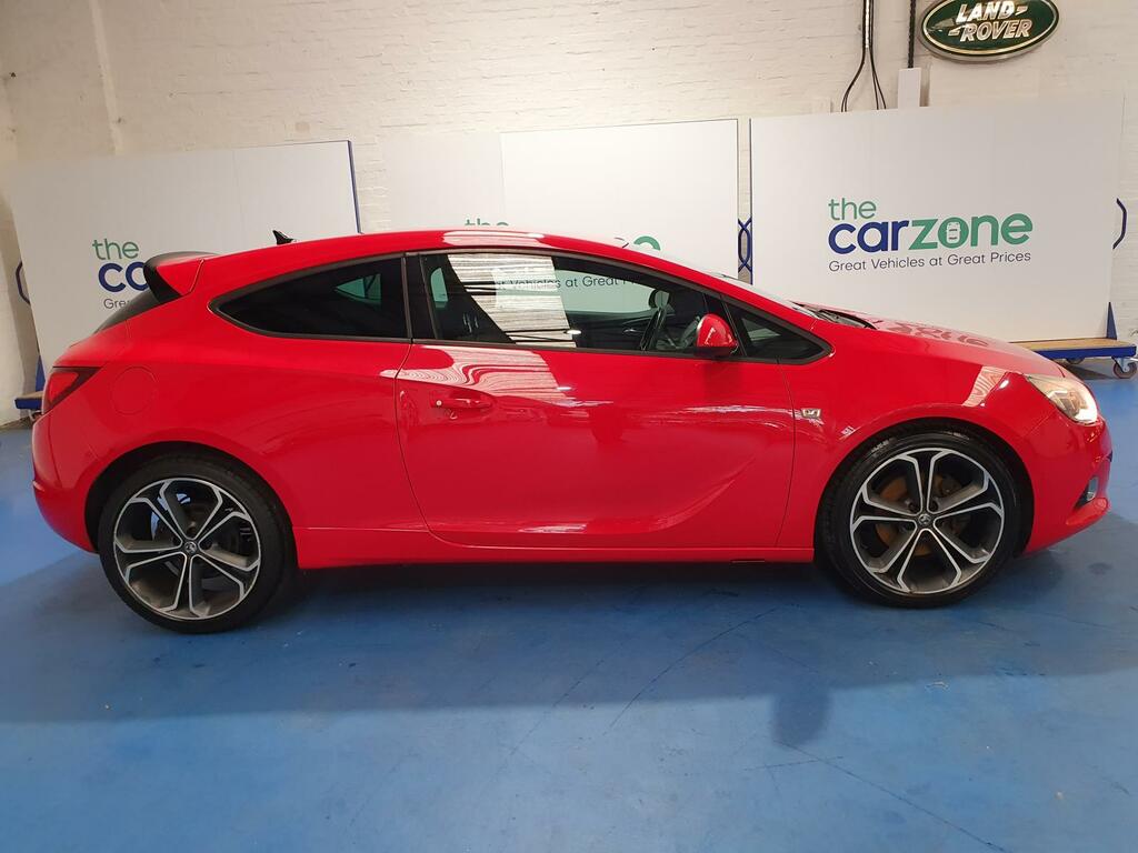 Vauxhall Astra GTC Hatchback KU14UUK #2