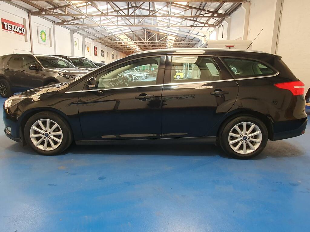 Ford Focus Estate NV15VHD #6
