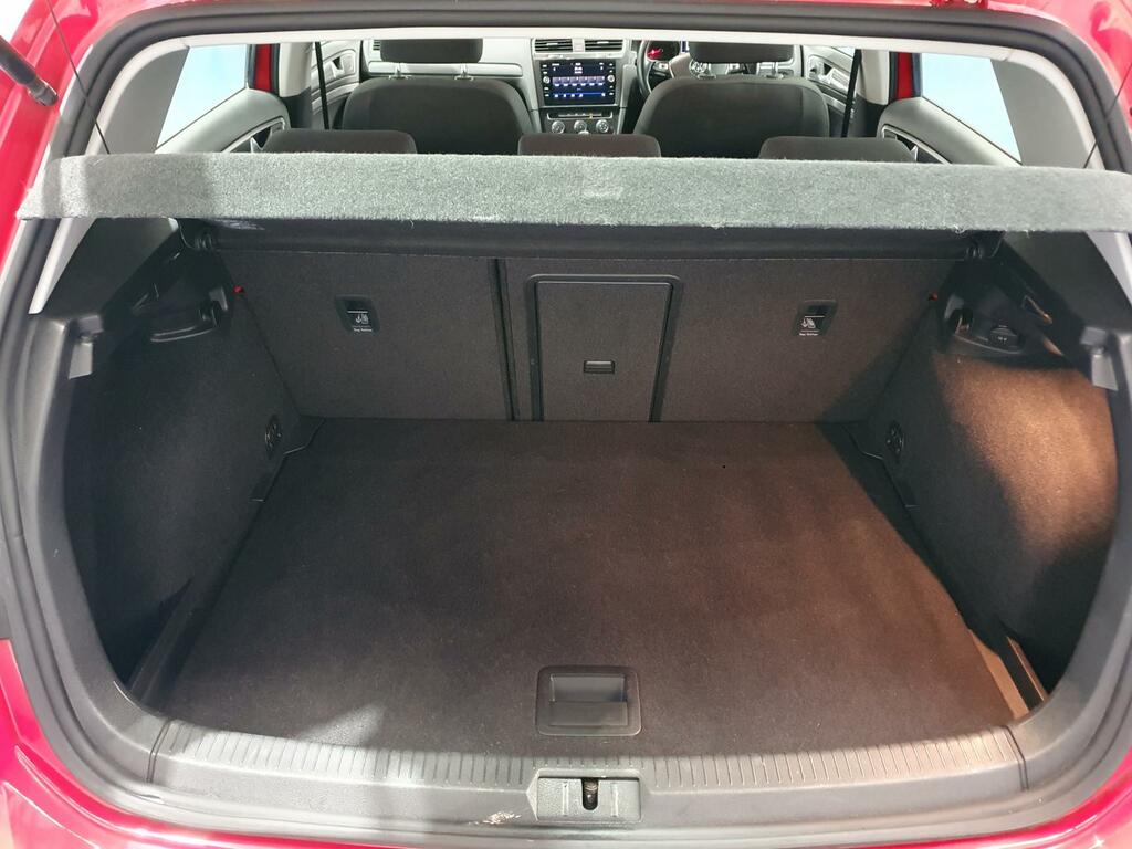 Volkswagen Golf Hatchback SJ67OJM #6