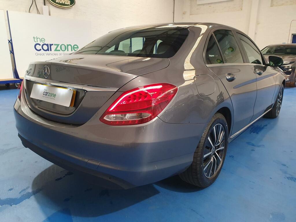 Mercedes-Benz C Class Saloon KX19CPC #3