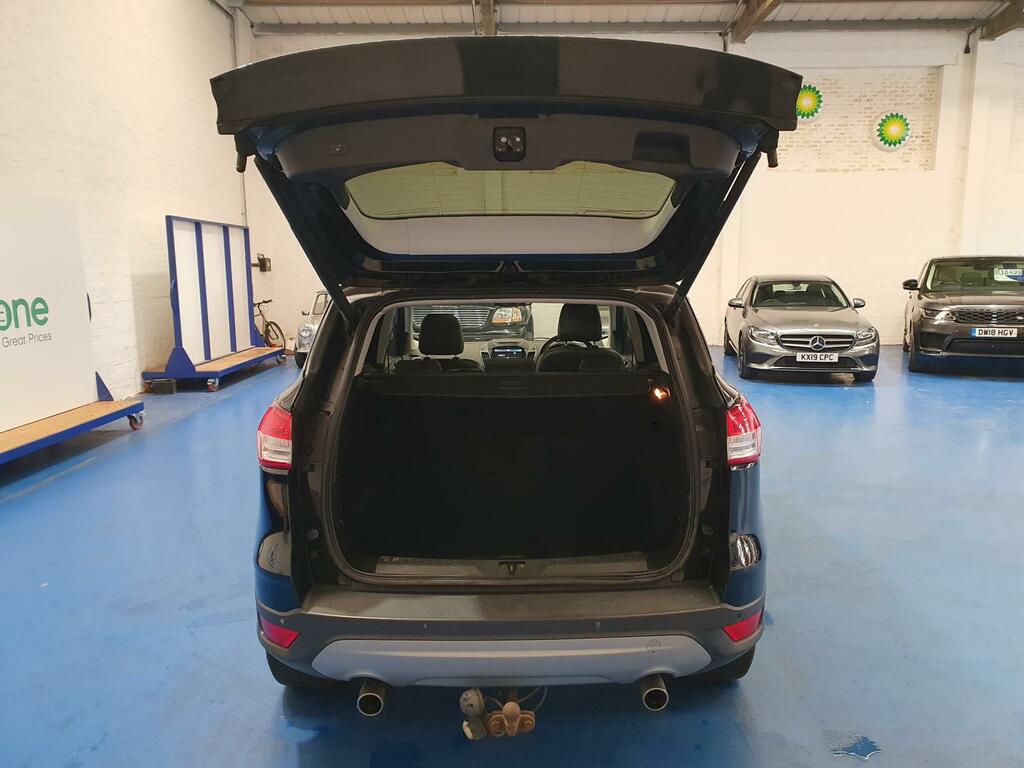 Ford Kuga Hatchback DX66UZF #5