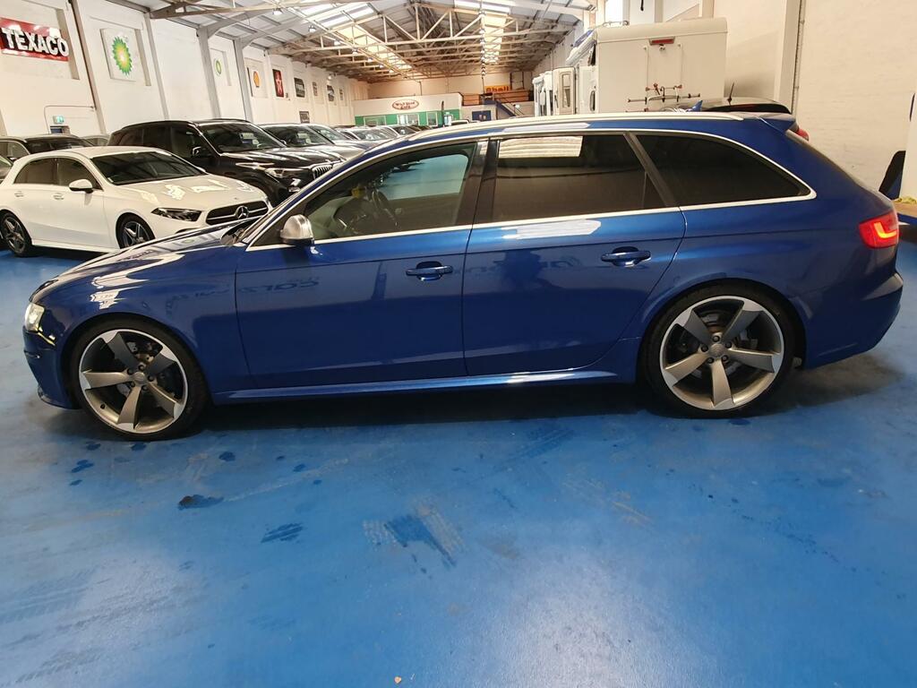 Audi RS4 Avant Estate  #6
