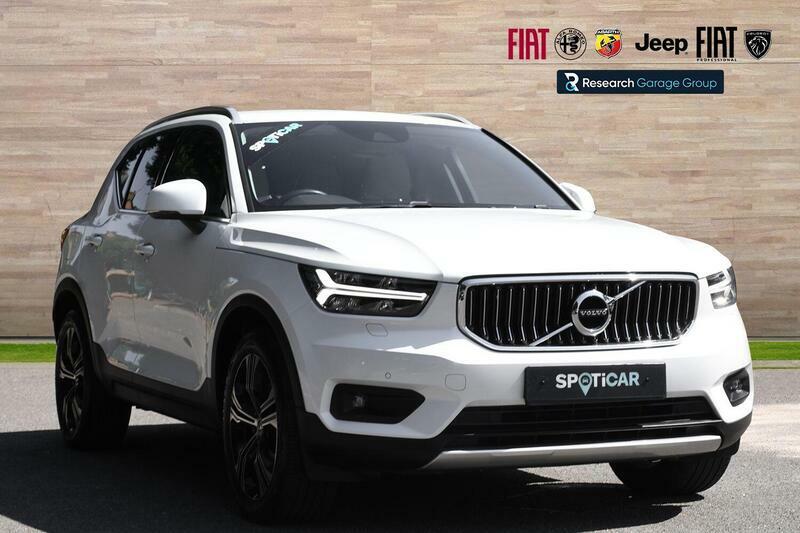 Volvo XC40 2.0 B4 Mhev Inscription Pro Suv Hybrid White