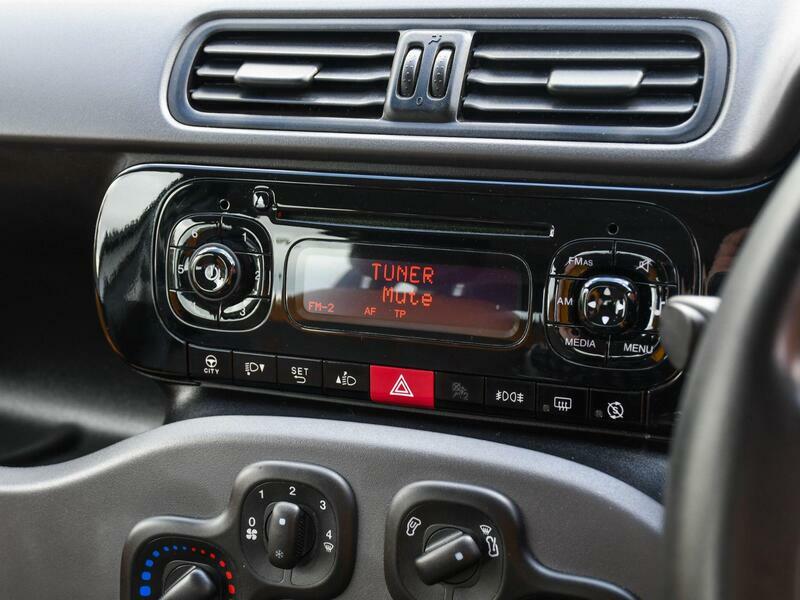 Fiat Panda 0.9 Twinair 4X4 Hatchback Euro 6 White #6