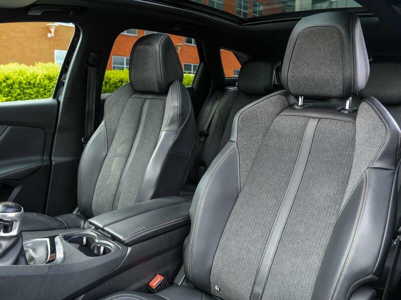 Peugeot 3008 1.2 Puretech Gt Line Premium Suv KR69UDS Black #5