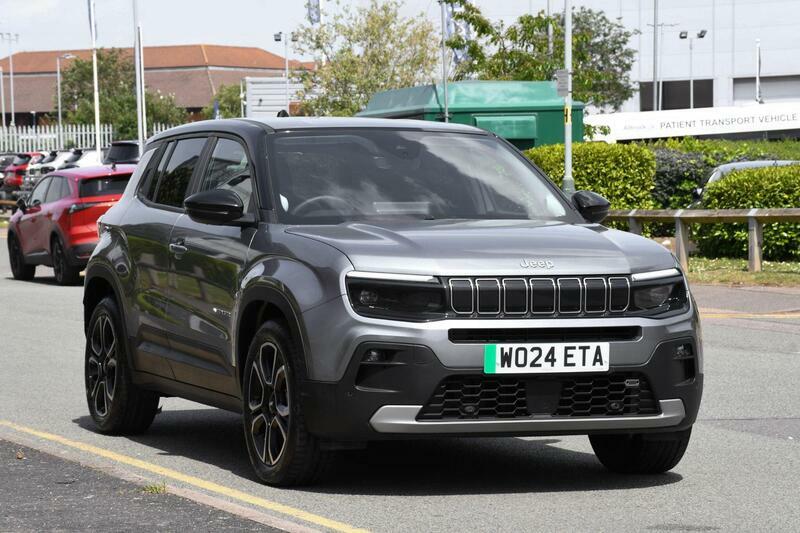 Jeep Avenger 54Kwh Summit Black