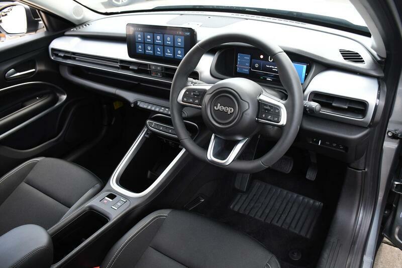 Jeep Avenger 54Kwh E-summit WV25NMA Grey #3
