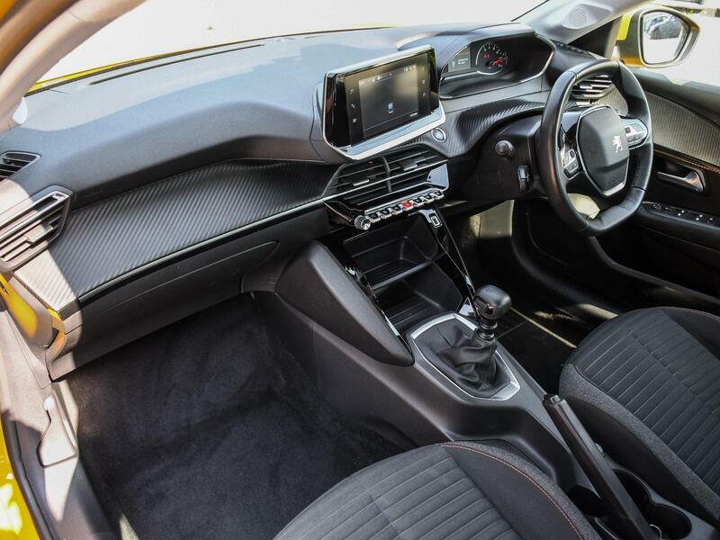 Peugeot 208 1.2 Puretech Active Premium Hatchback M MA21CUG Yellow #6