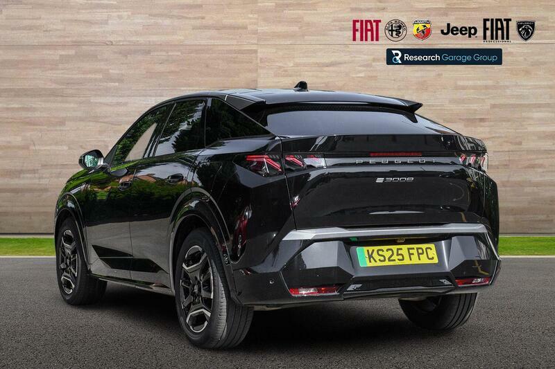 Peugeot 3008 73Kwh Gt Suv 210 Ps KS25FPC Black #2