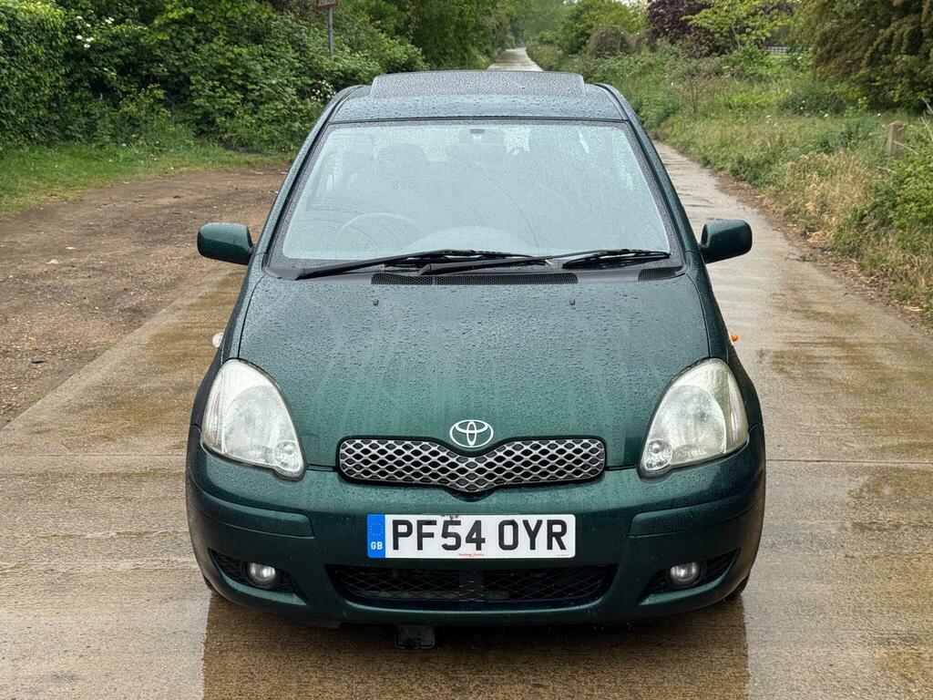 Toyota Yaris 1.4 D-4d T Spirit PF54OYR Green #2