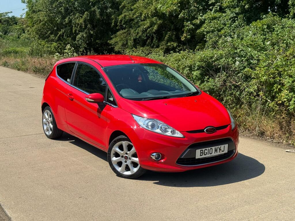 Ford Fiesta 1.25 Zetec Red