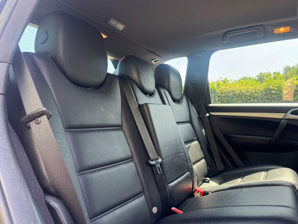 Porsche Cayenne S Black #15