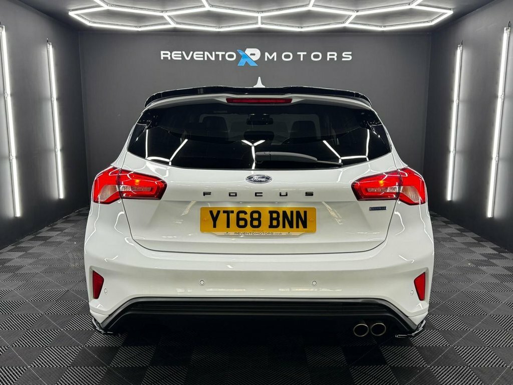Ford Focus 1.5L St-line X YT68BNN White #4
