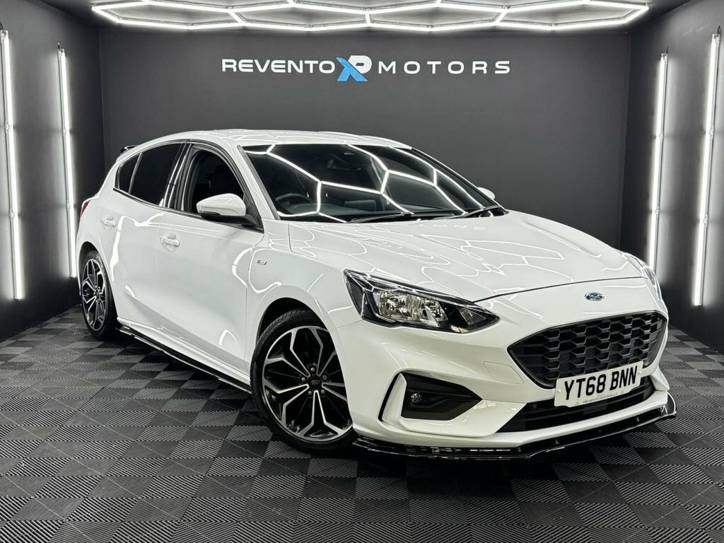 Ford Focus 1.5L St-line X White