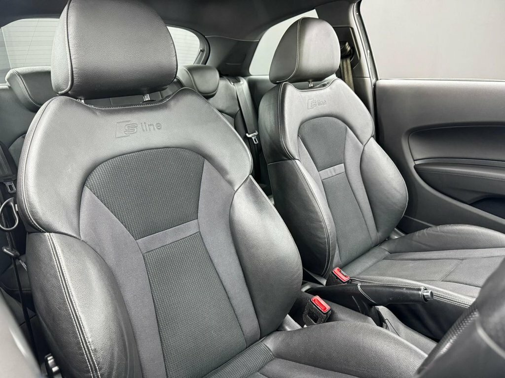 Audi A1 1L S Line YK18JML Grey #5