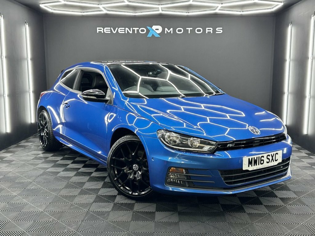 Volkswagen Scirocco 2L R-line Black Edition Blue