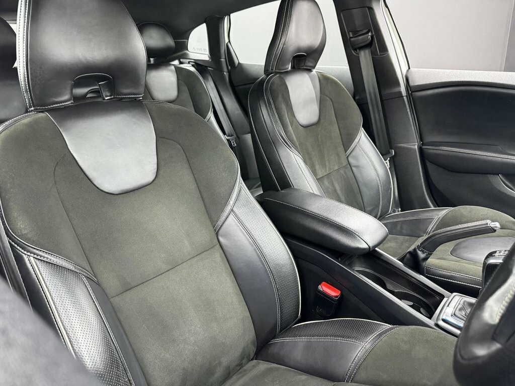 Volvo V40 2L R-design DV65NDL White #5