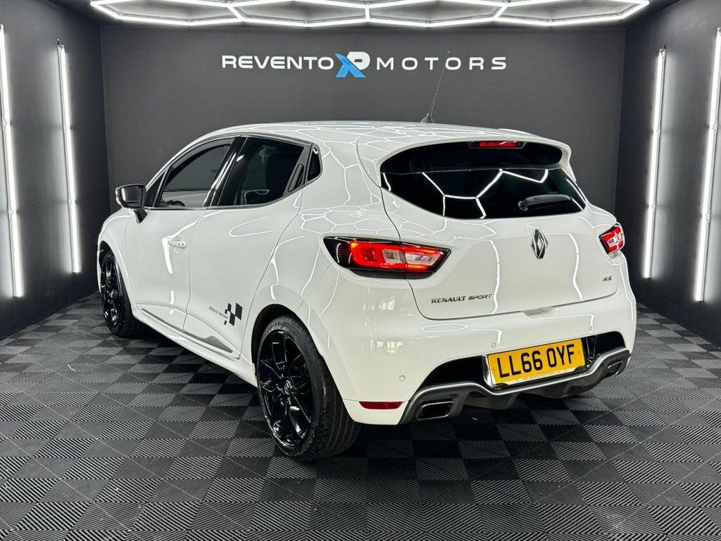 Renault Clio 1.6L Renaultsport Nav White #2