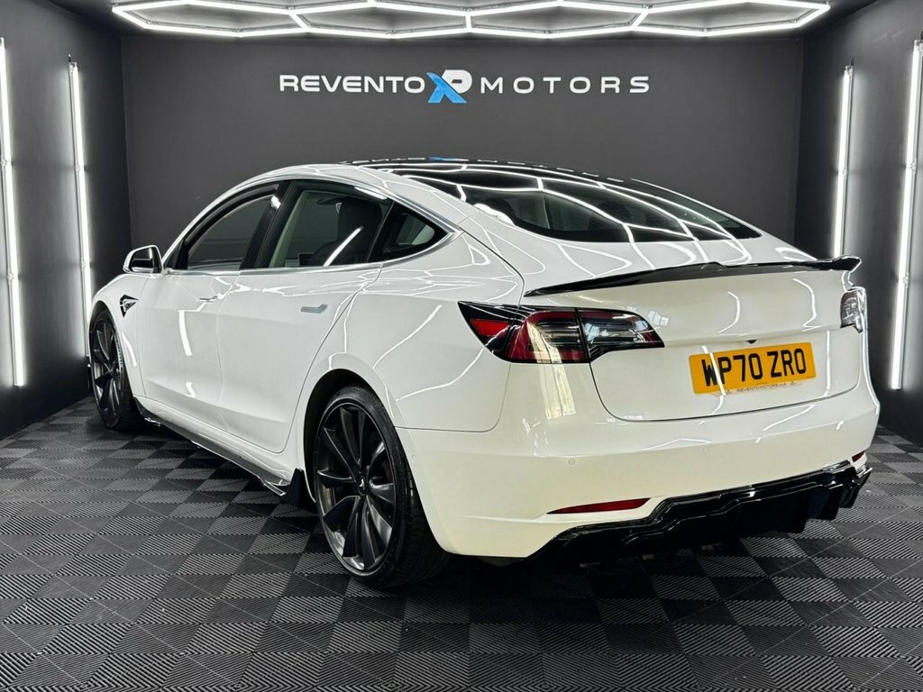 Tesla Model 3 Saloon WP70ZRO White #2