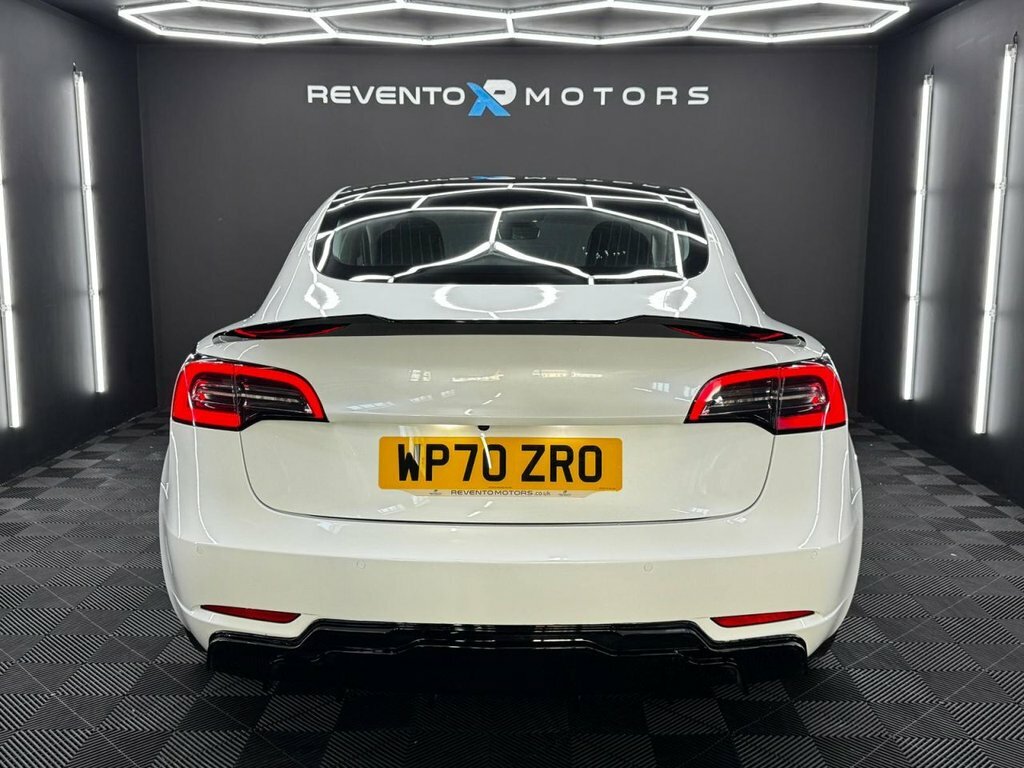 Tesla Model 3 Saloon WP70ZRO White #4