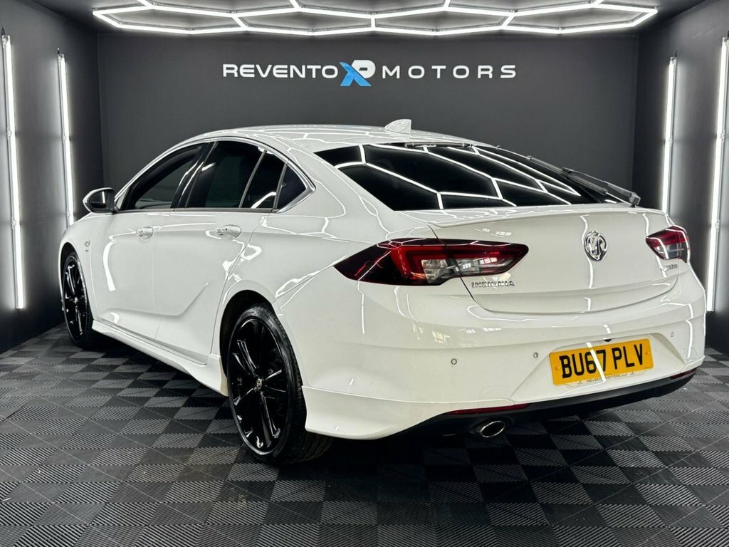Vauxhall Insignia 2L Sri Vx Line Nav BU67PLV White #2