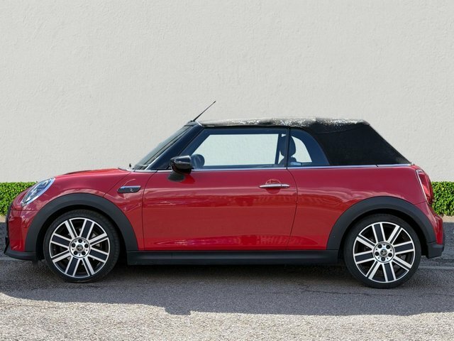 Mini Convertible 2.0 Cooper S Exclusive Convertible Manu Red #4