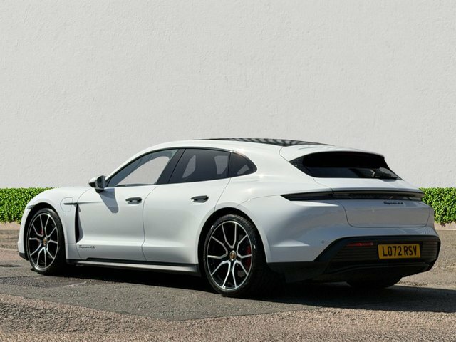 Porsche Taycan Performance 79.2Kwh 4S Sport Turismo White #5