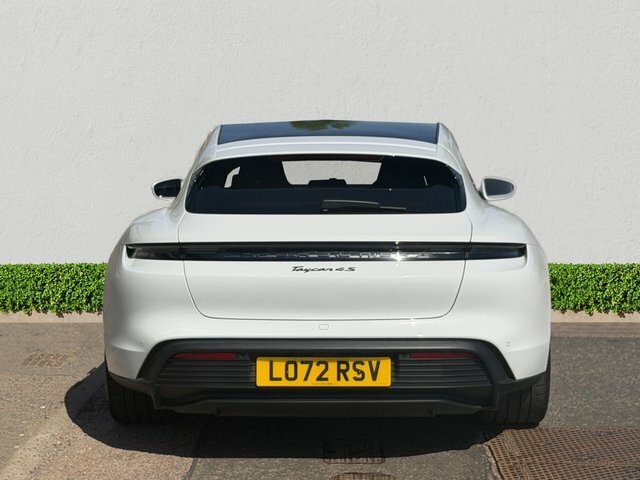 Porsche Taycan Performance 79.2Kwh 4S Sport Turismo White #6