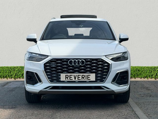 Audi Q5 2.0 Tfsie 50 S Line Sportback Plug-in H White #2