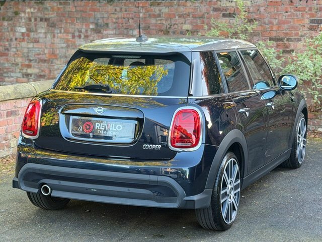 Mini Hatch 2022 1.5 Cooper Exclusive Hatchback Man PF71GOU Black #6