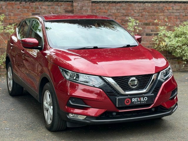 Nissan Qashqai 2018 1.5 Dci Acenta Premium Suv PK68ZCV Red #4