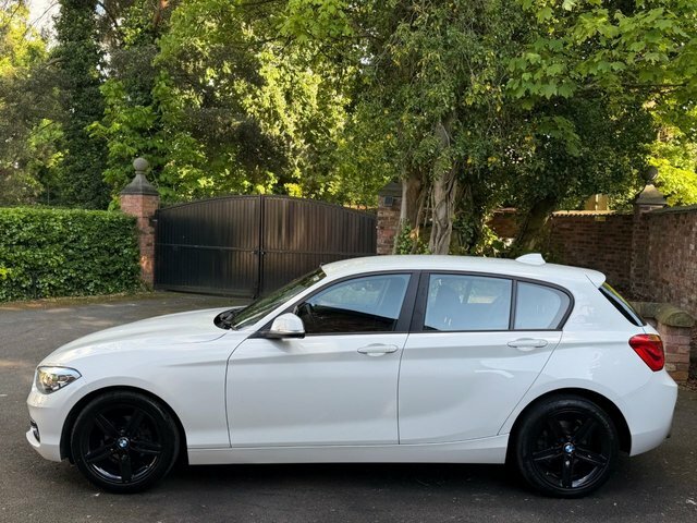 BMW 1 Series 2019 1.5 118I Sport Hatchback Eu DE19YNW White #2