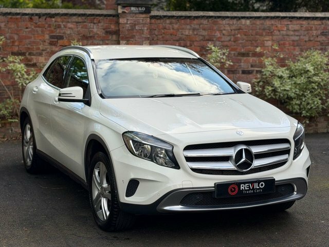 Mercedes-Benz GLA Class 2016 2.1 Gla200d Sport Executive Suv HF16RYT White #4