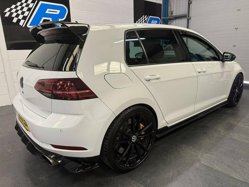 Volkswagen Golf Tsi R VE69EDF White #2