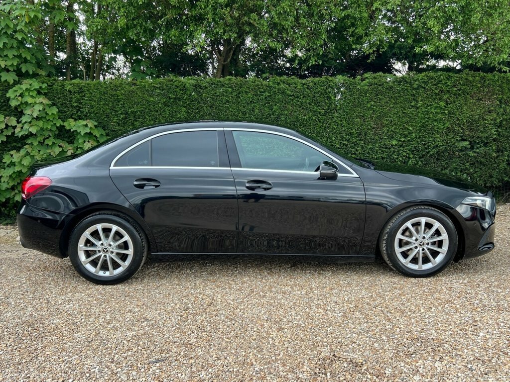 Mercedes-Benz A Class 1.5L Sport EO69WYC Black #4