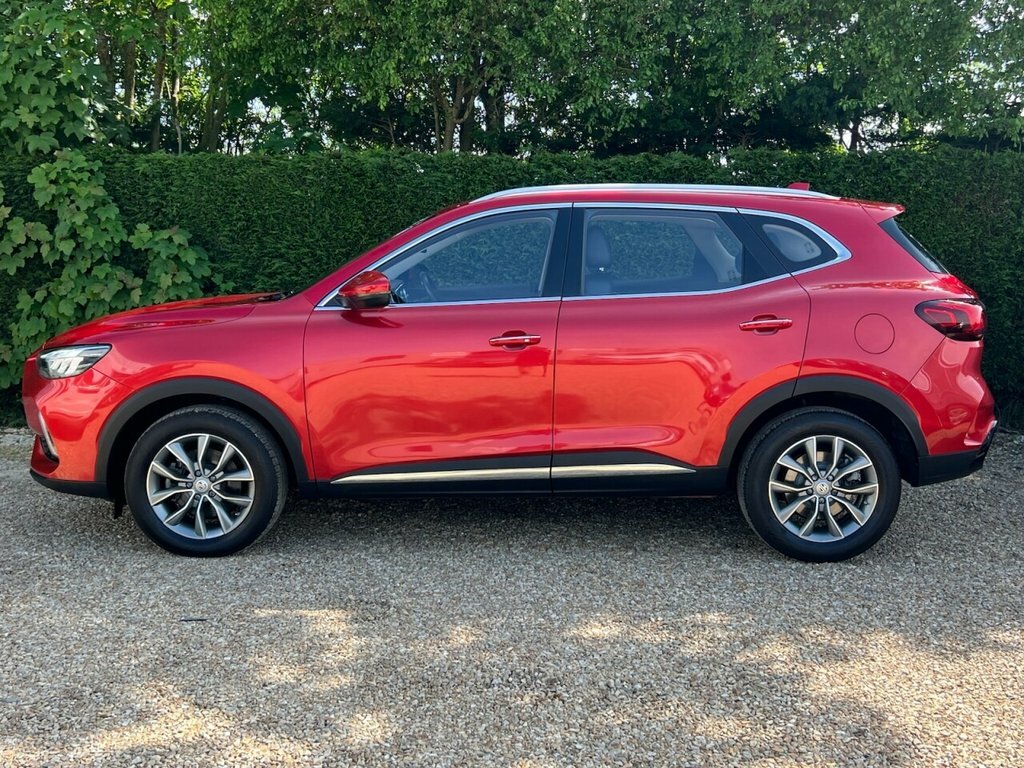 MG HS 1.5L Se PJ73XXG Red #5
