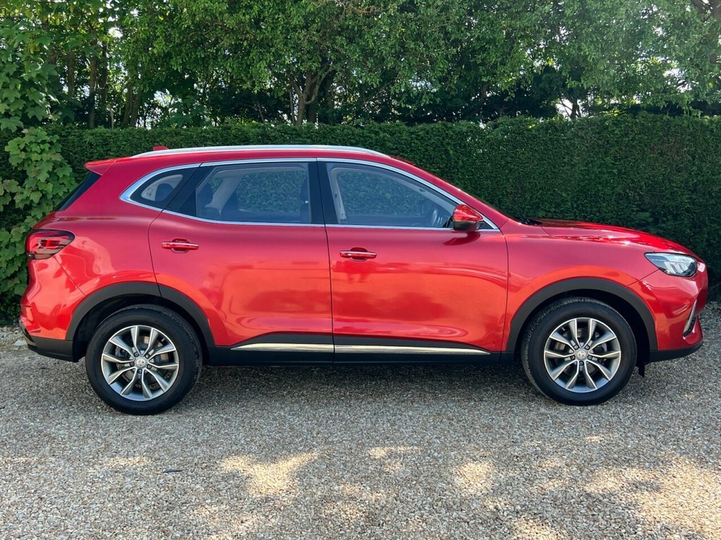 MG HS 1.5L Se PJ73XXG Red #4