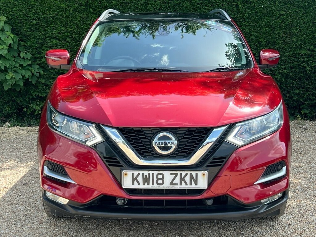 Nissan Qashqai 1.2L N-connecta KW18ZKN Red #3